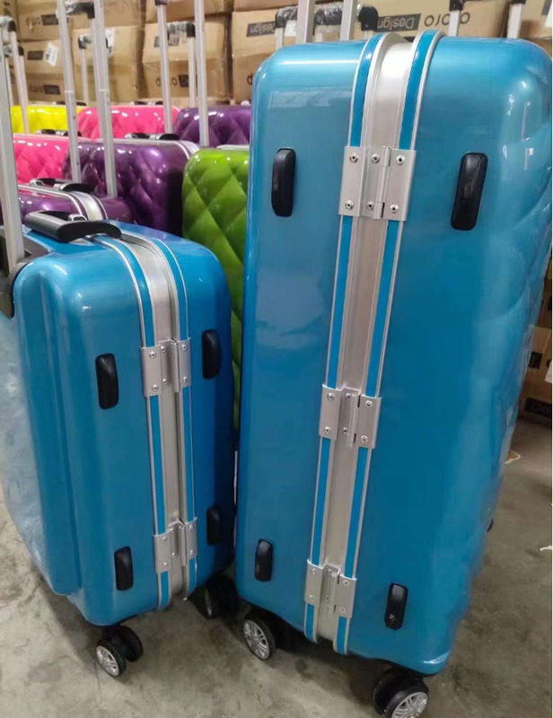 বড় ক্ষমতা OEM ODM কাস্টম ক্লাসিক স্টাইল স্যুটকেস সেট ব্যাগ স্মার্ট লক বিজনেস ট্রলিবাস ব্যাগ