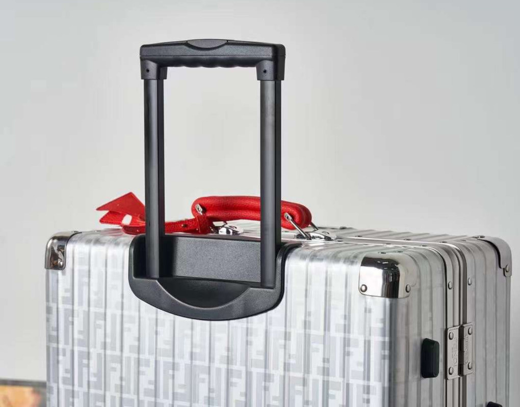 চাইনিজ অনলাইন মার্কেটস অল অ্যালুমিনিয়াম অ্যালোয় অরিজিনাল পরিধান প্রতিরোধী ভ্রমণ ট্রলিবাস কেস ব্র্যান্ড ভ্রমণ ব্যাগ সেট বিলাসিতা