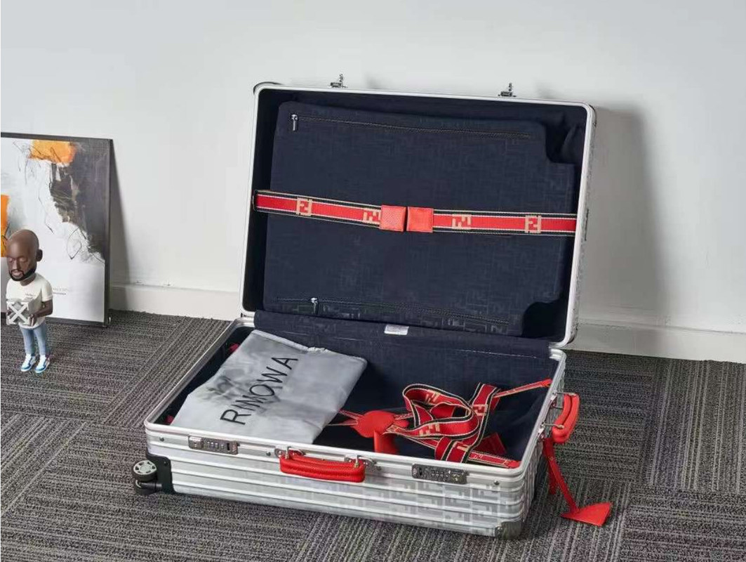 চাইনিজ অনলাইন মার্কেটস অল অ্যালুমিনিয়াম অ্যালোয় অরিজিনাল পরিধান প্রতিরোধী ভ্রমণ ট্রলিবাস কেস ব্র্যান্ড ভ্রমণ ব্যাগ সেট বিলাসিতা